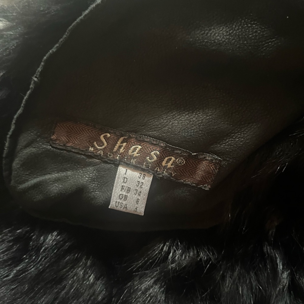 Shearling coat - Picture 2 of 4
